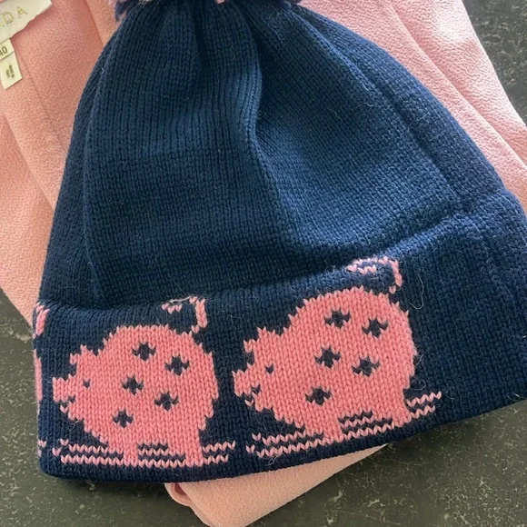 NWOT Stowe Woolens Ltd navy blue beanie hat with pink pigs, blue & pink pom-pom - Picture 10 of 12